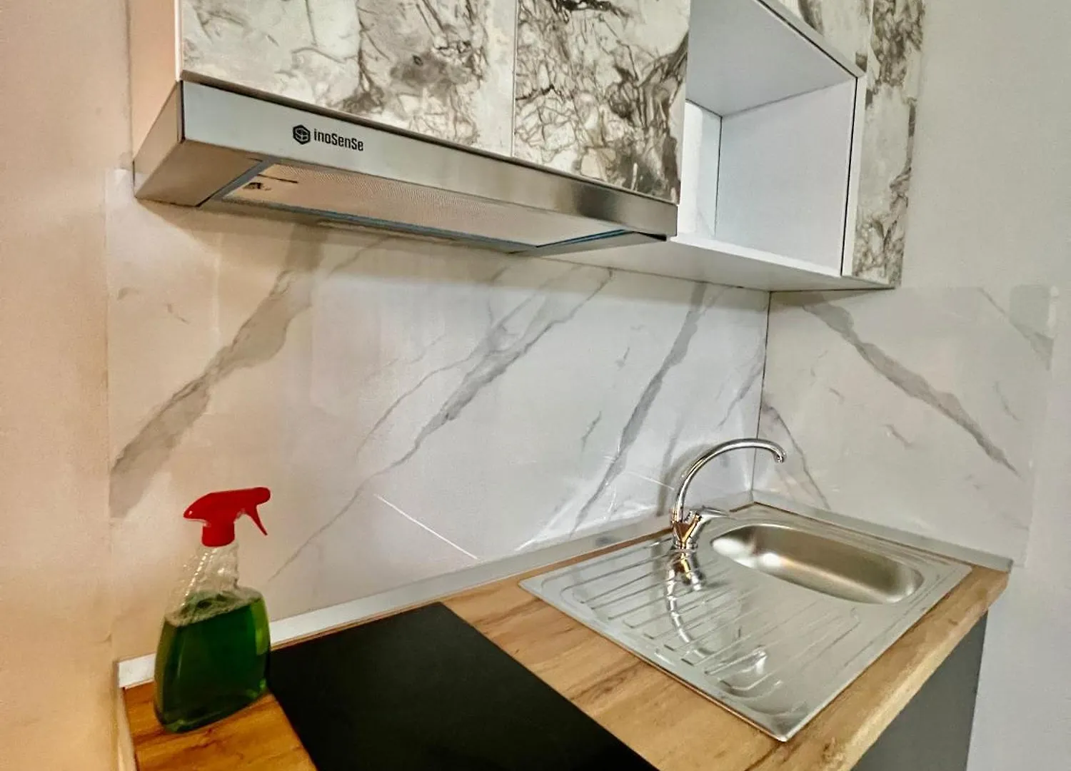 Spiranca Luxury Home Tirana 0*,  Albania